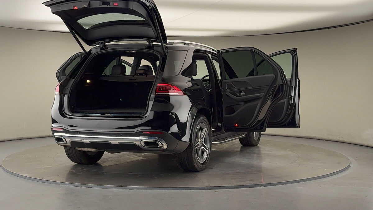 More views of Mercedes-Benz GLE