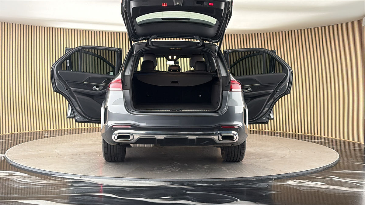 More views of Mercedes-Benz GLE