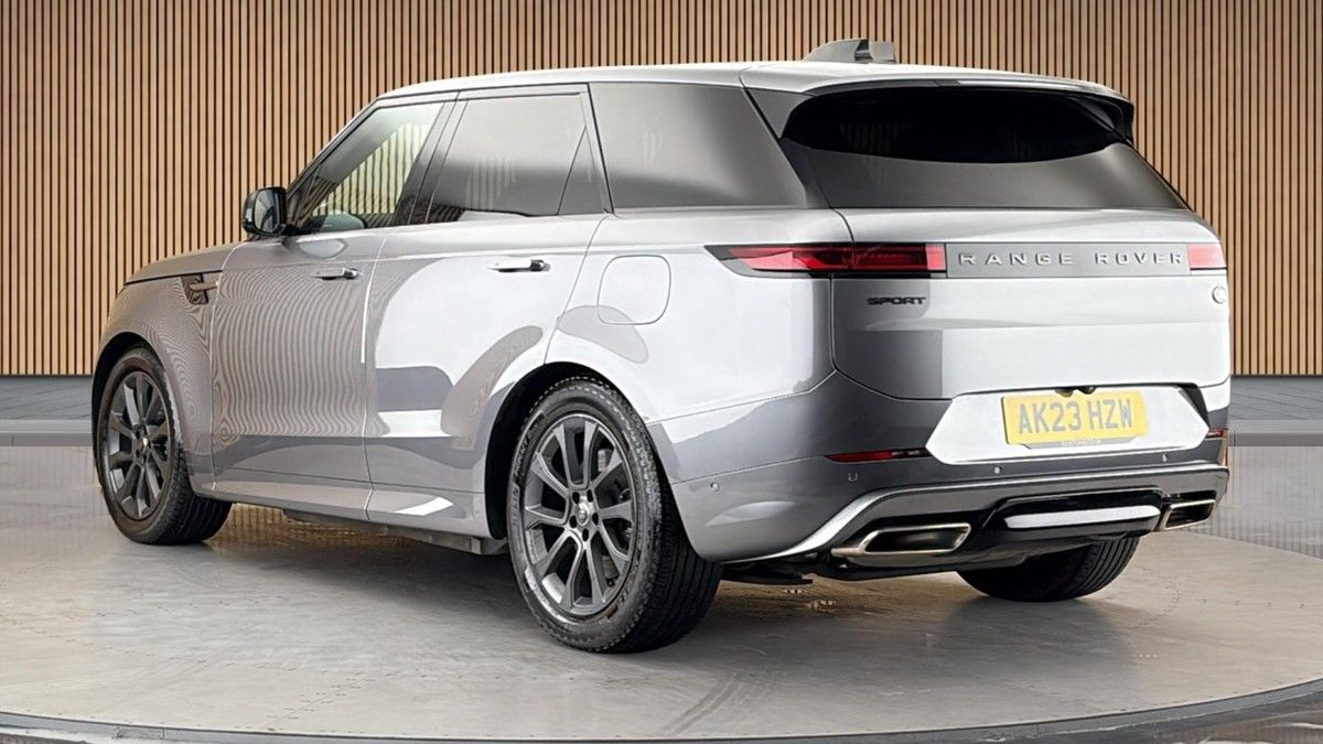 Land Rover Range Rover Sport Image 2