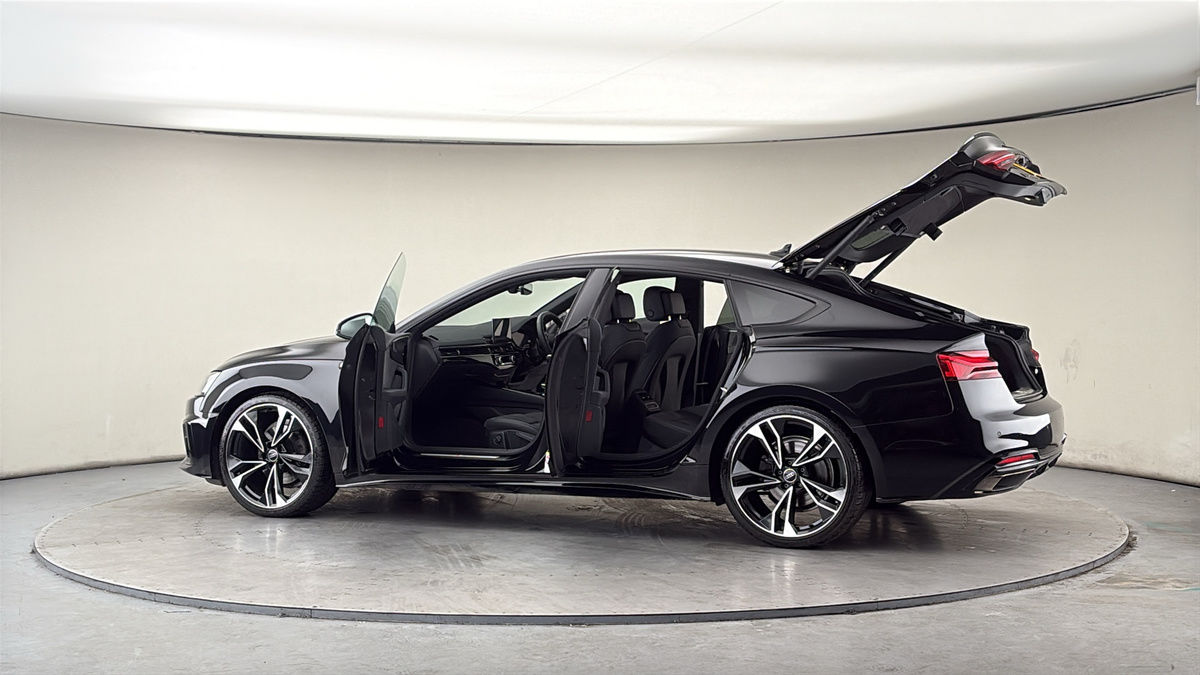 More views of Audi A5