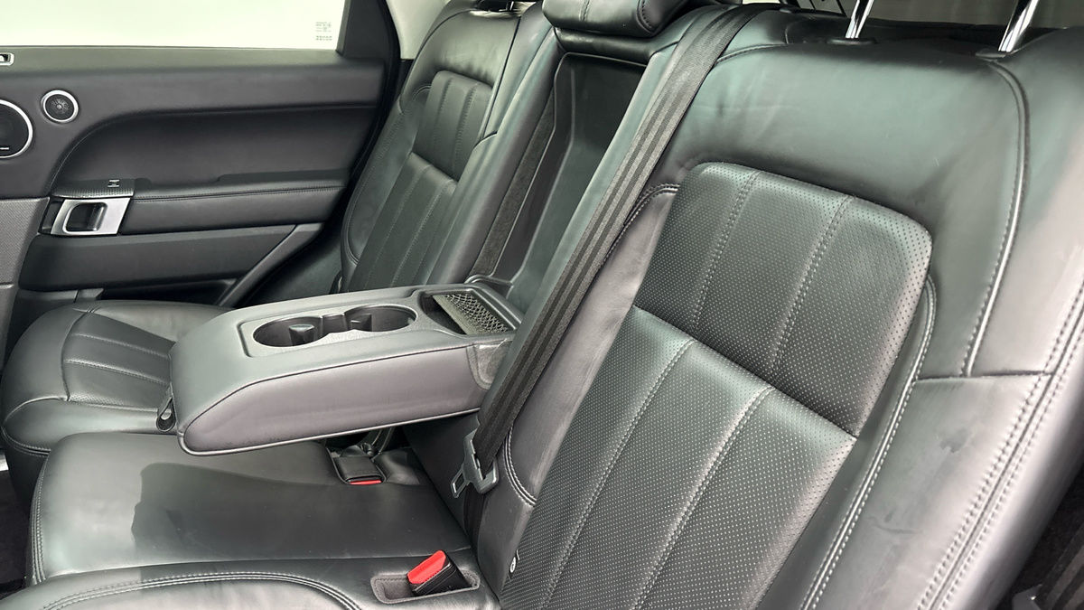 Land Rover Range Rover Sport Image 9