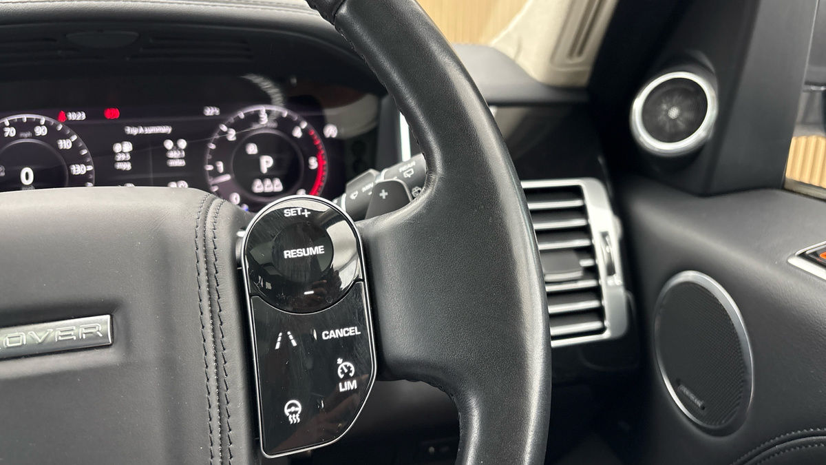 Land Rover Range Rover Image 14