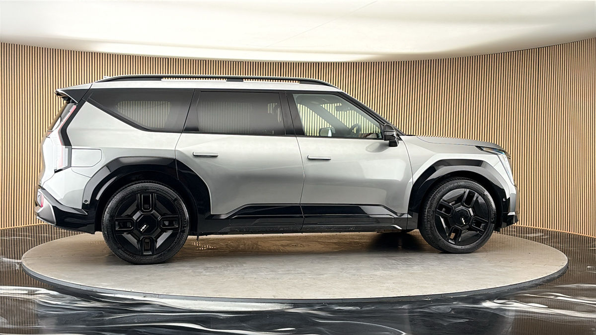 More views of Kia EV9