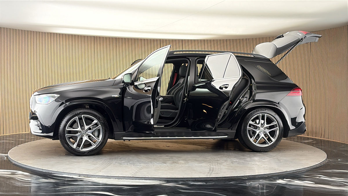 More views of Mercedes-Benz GLE
