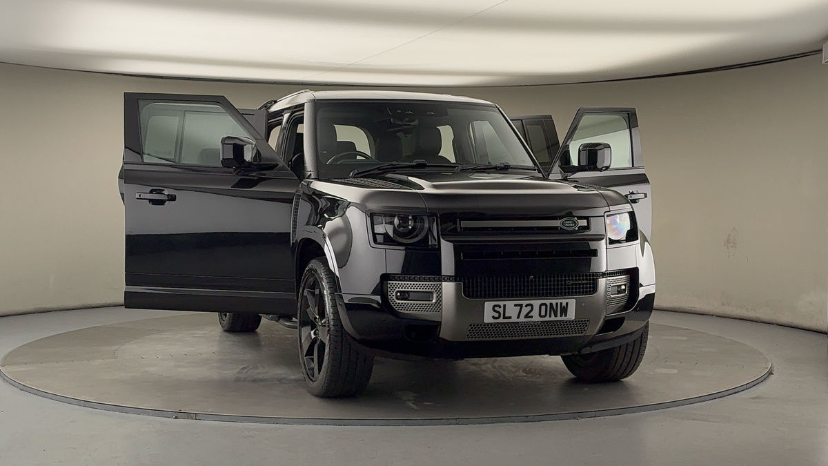 More views of Land Rover Defender 110