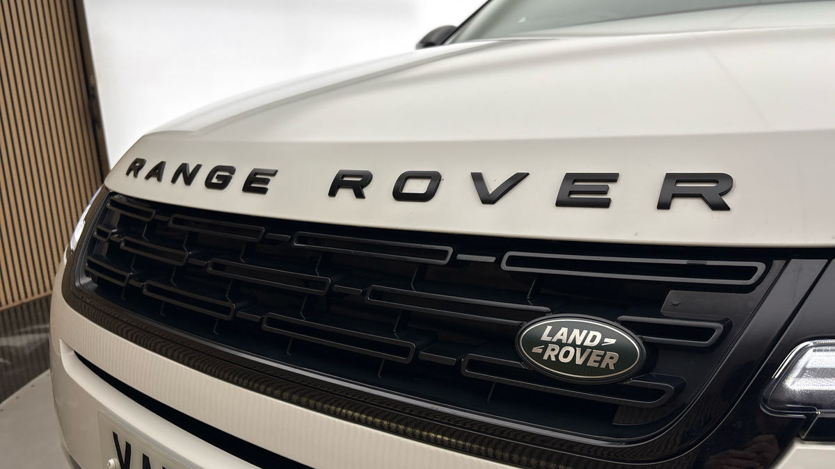 Land Rover Range Rover Evoque Image 24