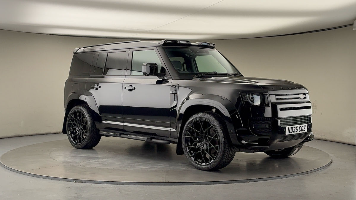 More views of Land Rover Defender 110