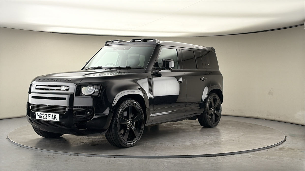 More views of Land Rover Defender 110