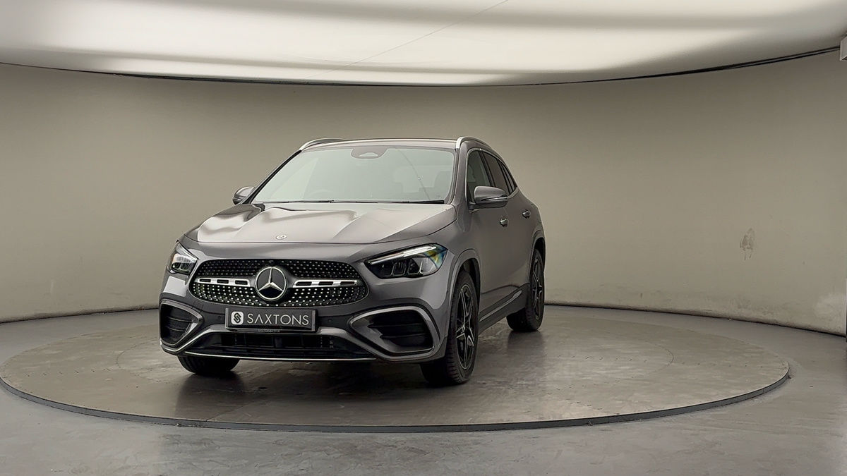 More views of Mercedes-Benz GLA