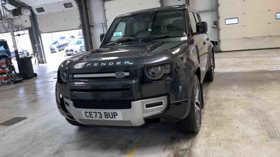More views of Land Rover Defender 110