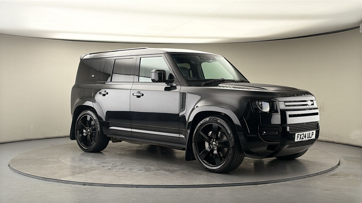 More views of Land Rover Defender 110