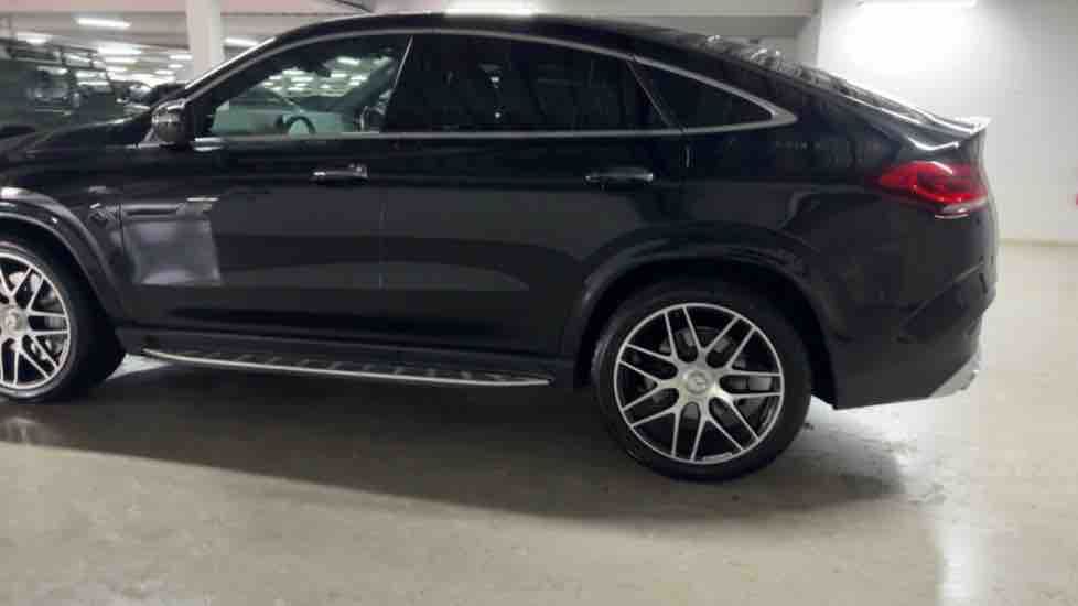 More views of Mercedes-Benz GLE