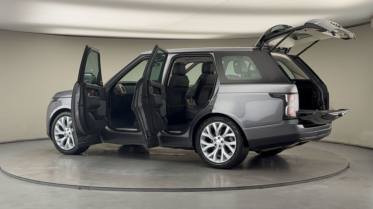 More views of Land Rover Range Rover