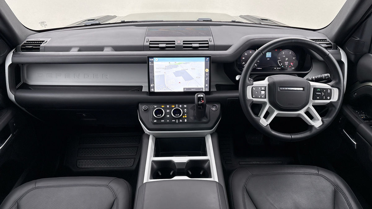 Land Rover Defender 110 Urban Image 12