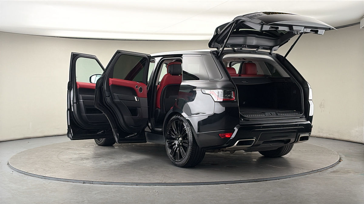 Land Rover Range Rover Sport Image 23