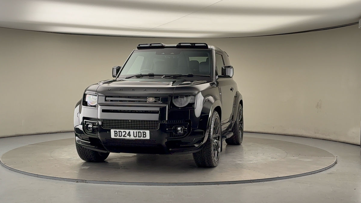 More views of Land Rover Defender 90