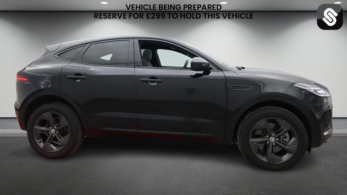 Jaguar E-PACE Image 5