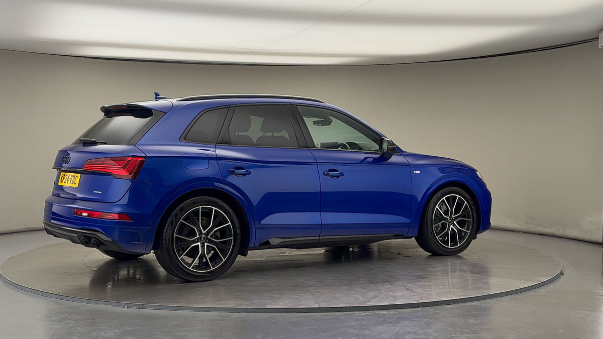 More views of Audi Q5