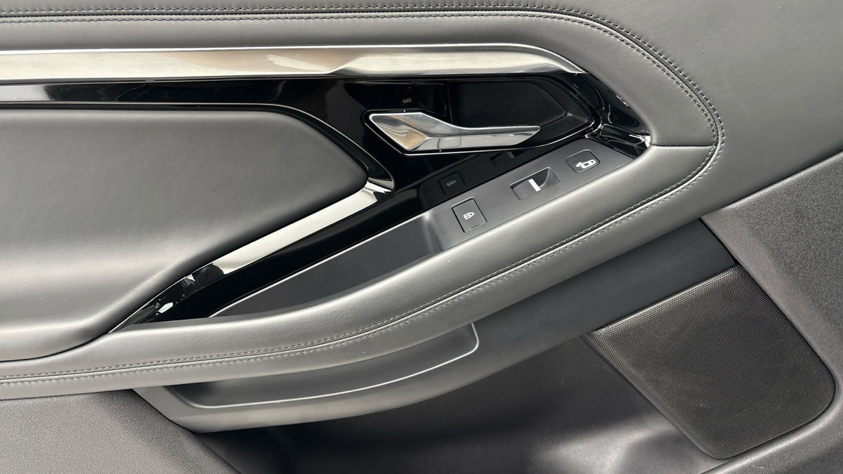 Land Rover Range Rover Evoque Image 19