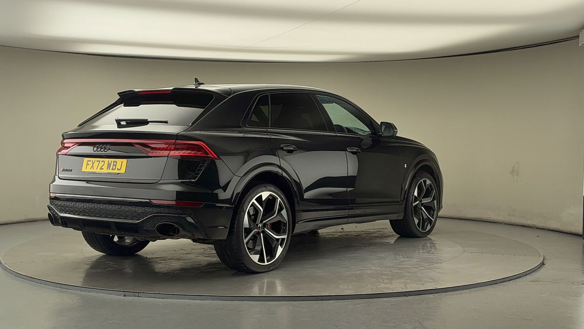 More views of Audi RSQ8