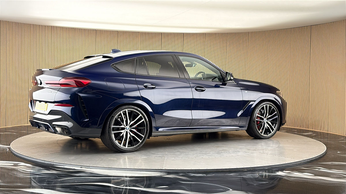 More views of BMW X6