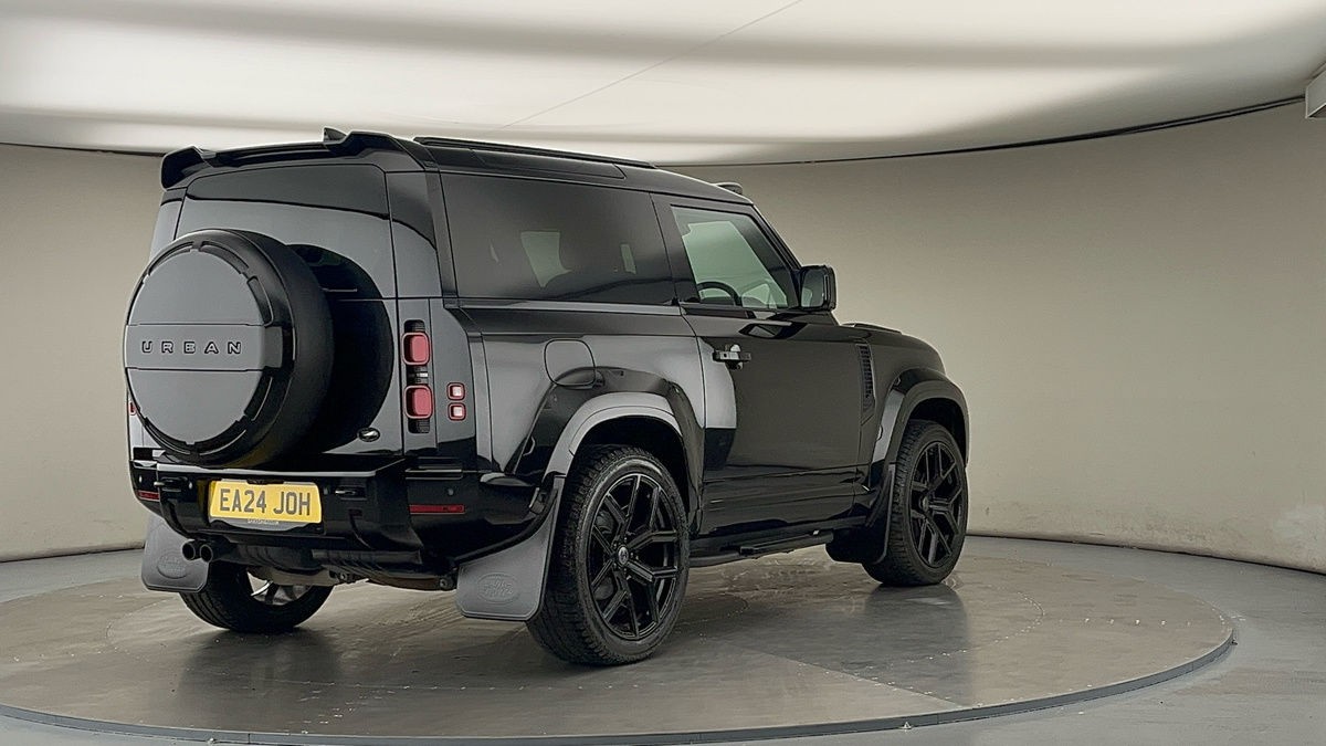 More views of Land Rover Defender 90