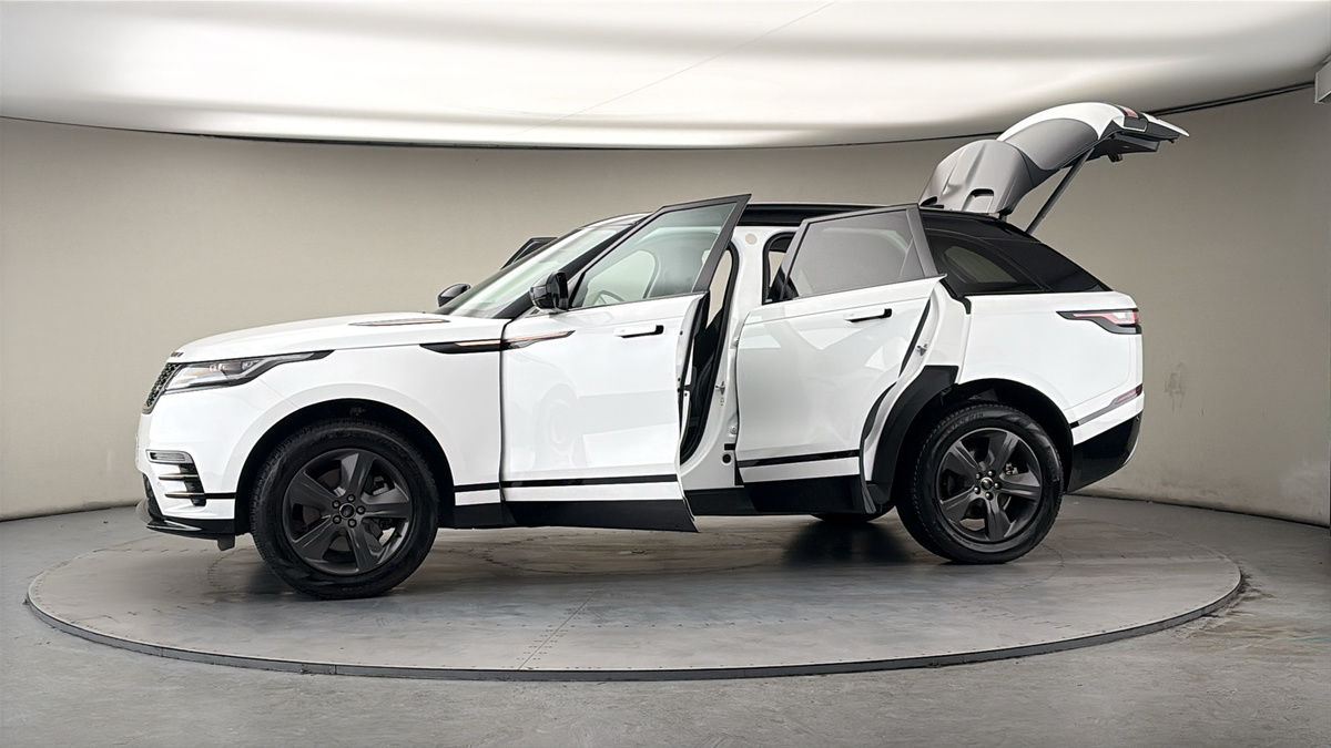 More views of Land Rover Range Rover Velar