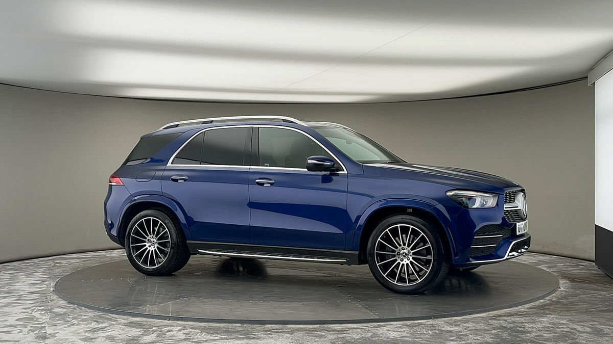 More views of Mercedes-Benz GLE