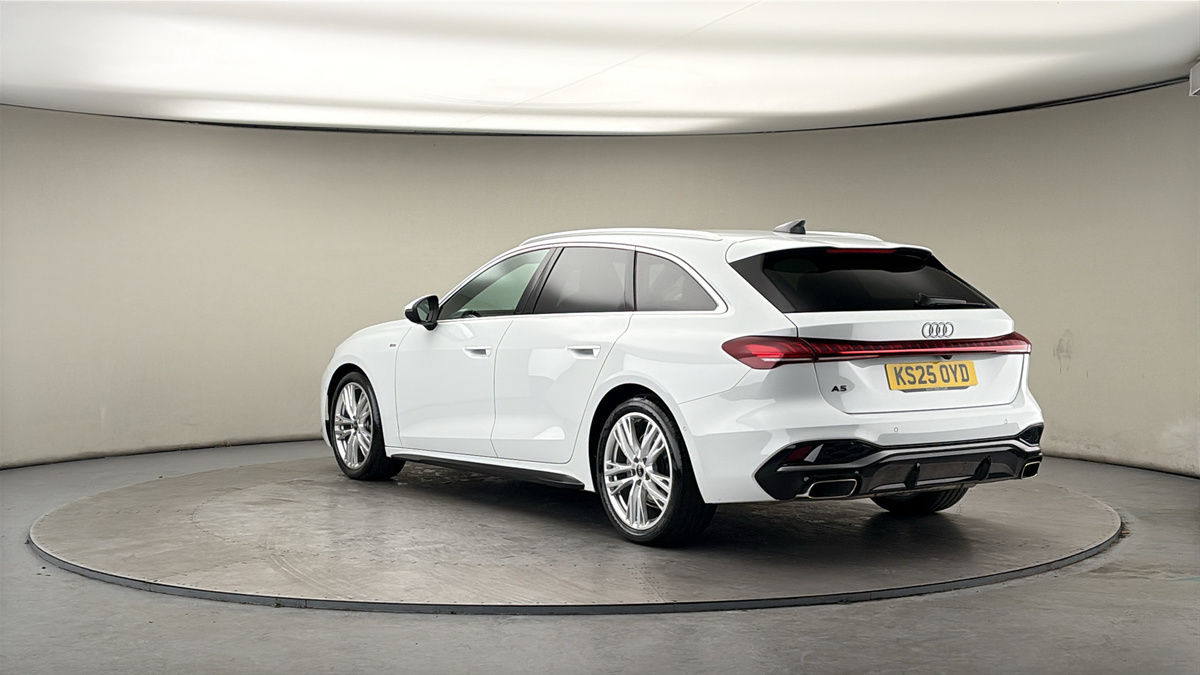 Audi A5 Avant Image 2