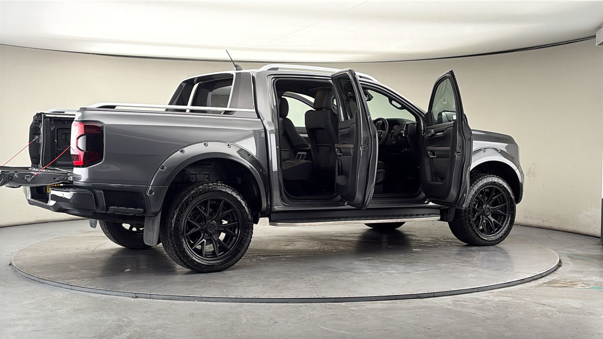 More views of Ford Ranger