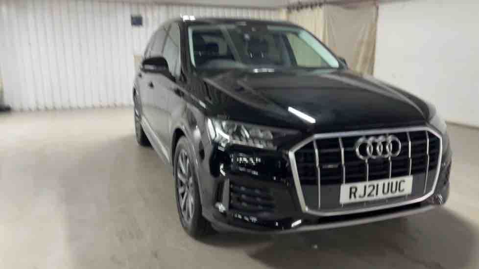 More views of Audi Q7