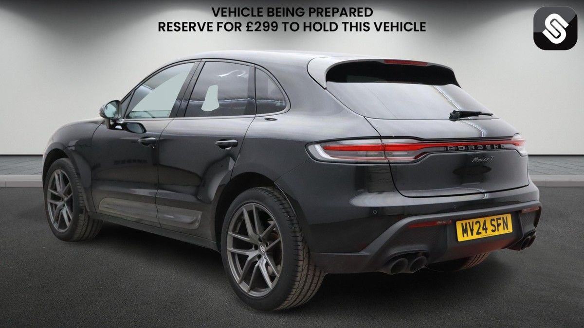 Porsche Macan Image 3