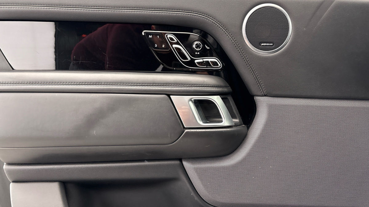 Land Rover Range Rover Image 19