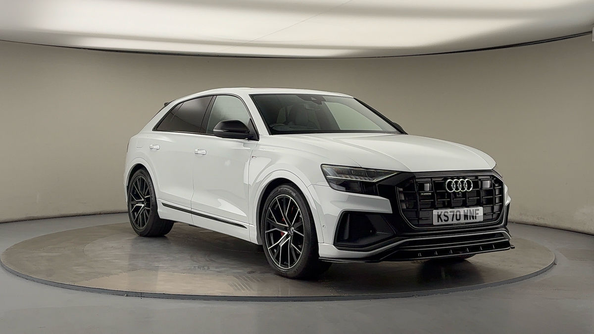 Audi Q8 Sticky Header Image