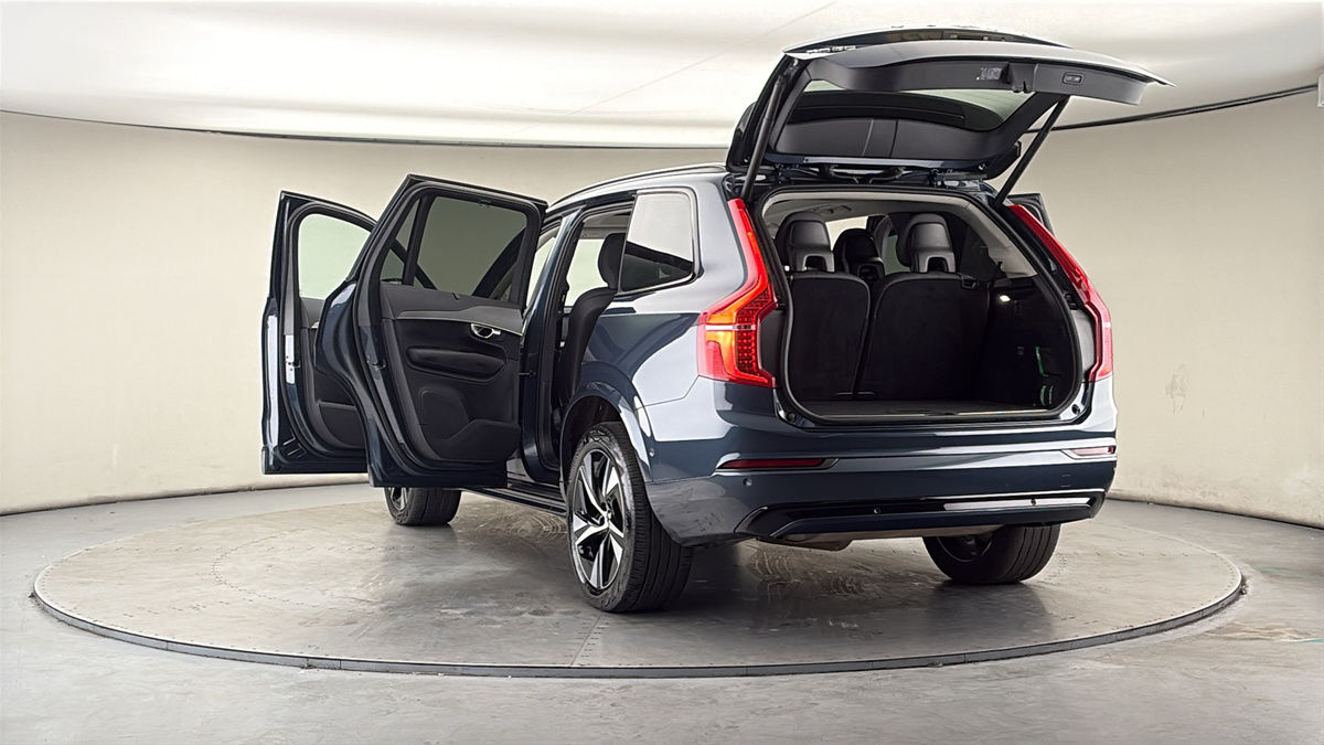 More views of Volvo XC90