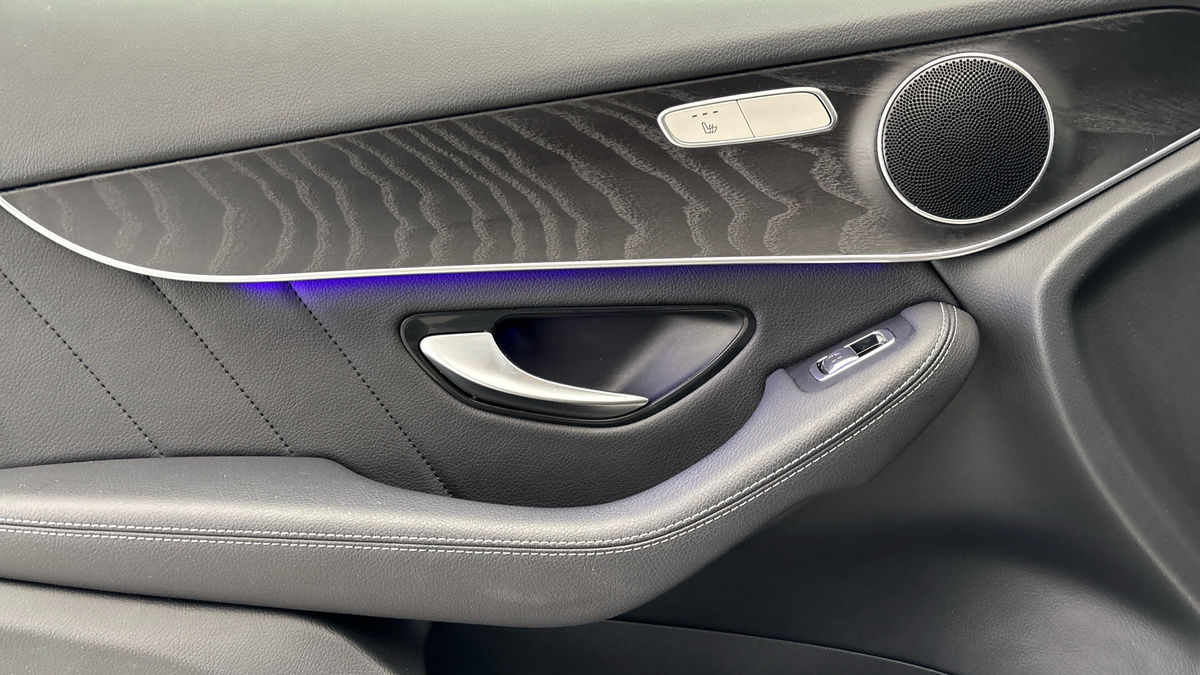 Mercedes-Benz GLC Image 19