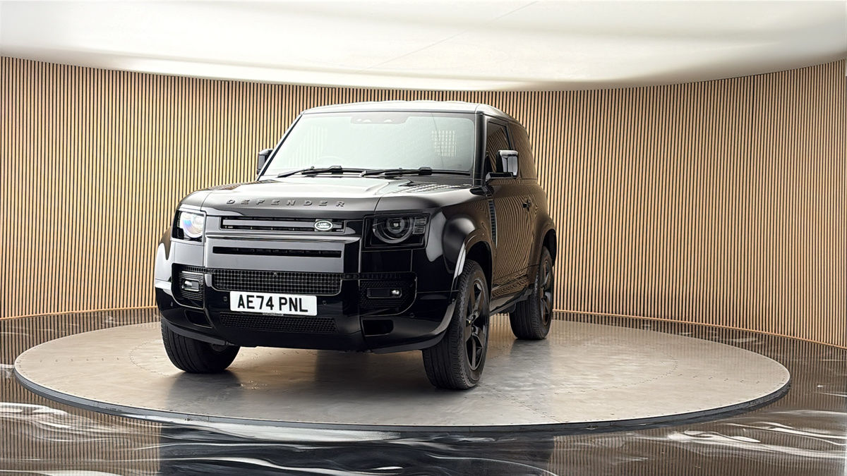 More views of Land Rover Defender 90