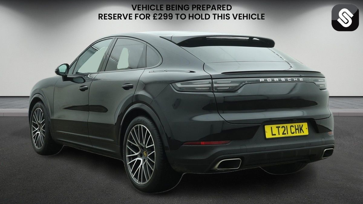 Porsche Cayenne Image 3
