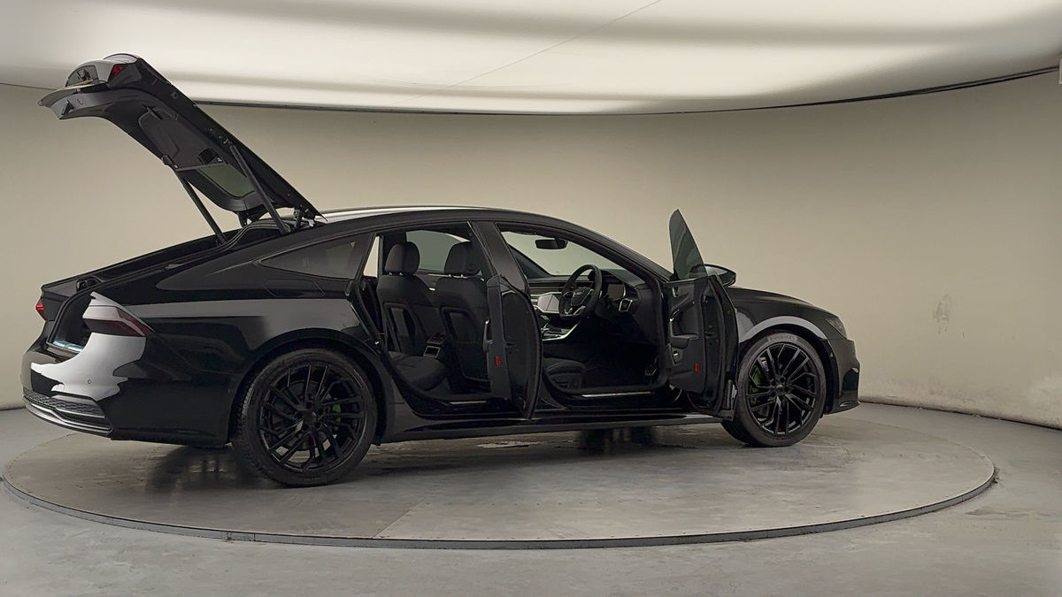 More views of Audi A7