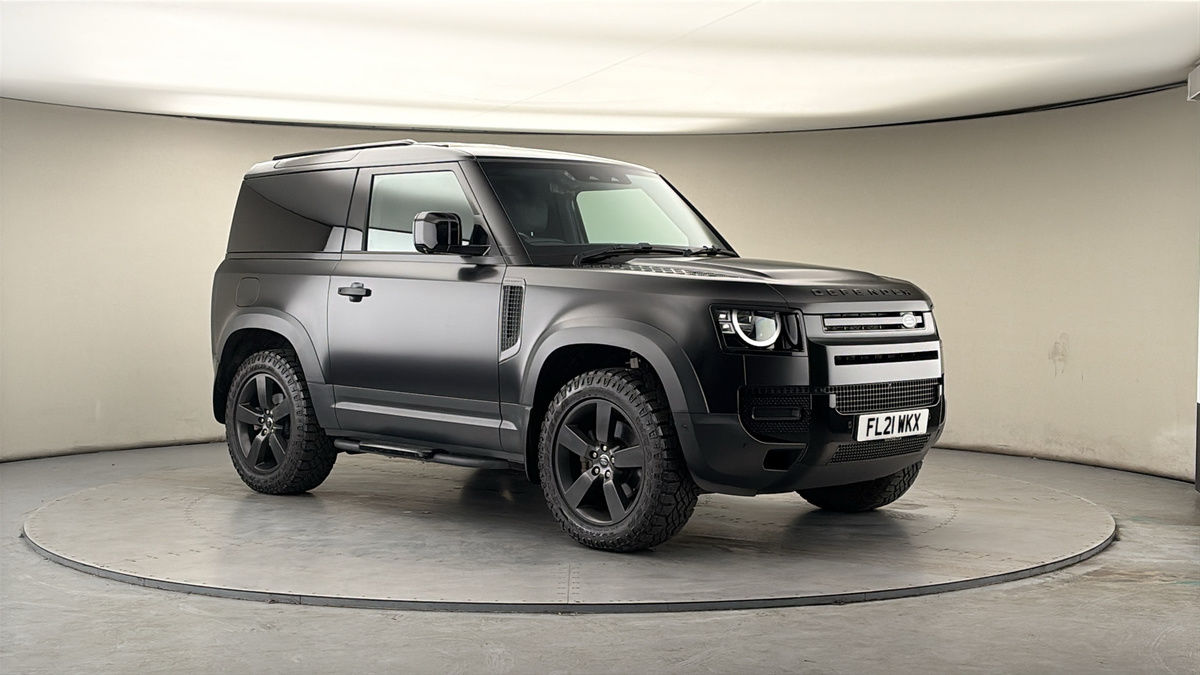 More views of Land Rover Defender 90