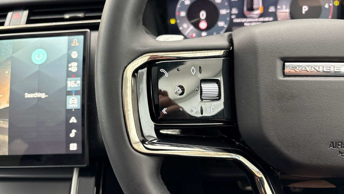 Land Rover Range Rover Velar Image 13