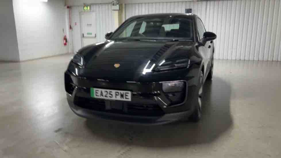 More views of Porsche Macan