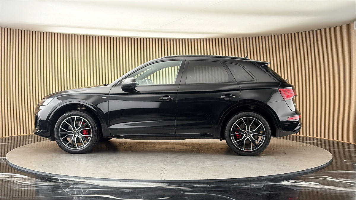 More views of Audi Q5
