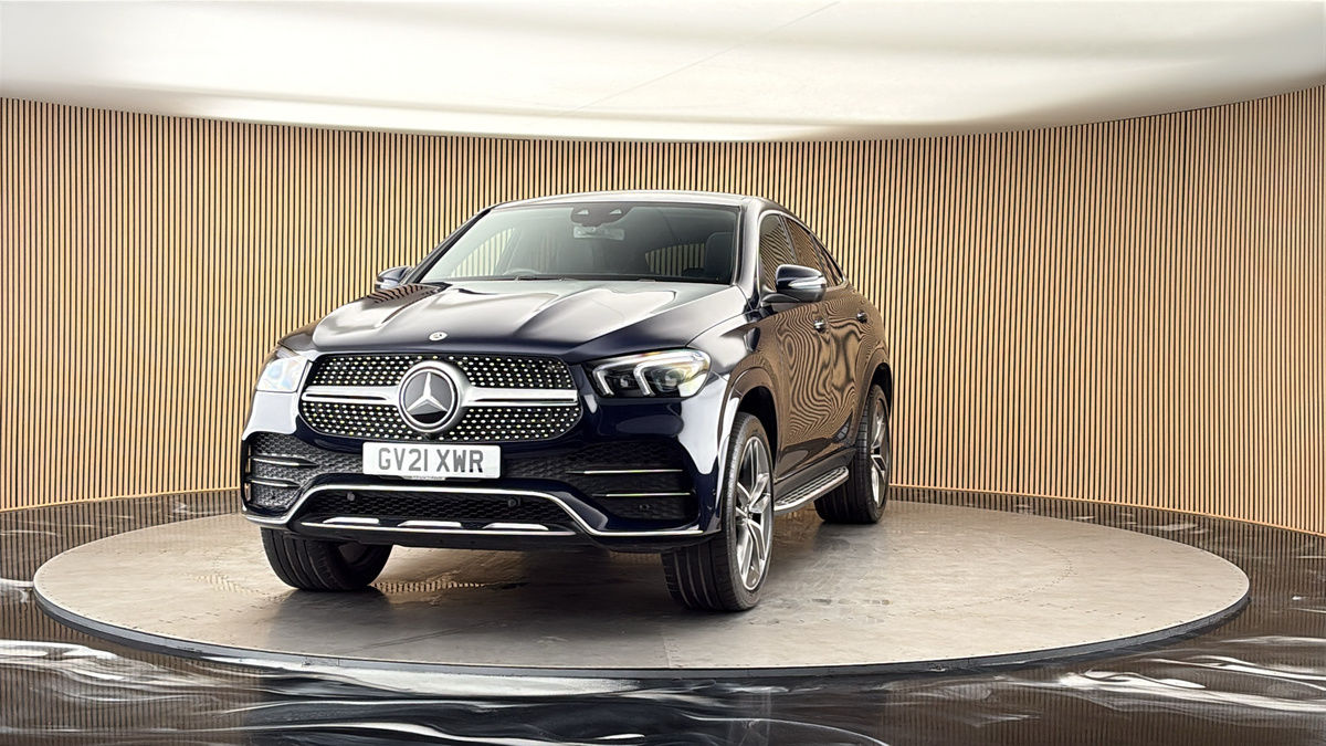 More views of Mercedes-Benz GLE