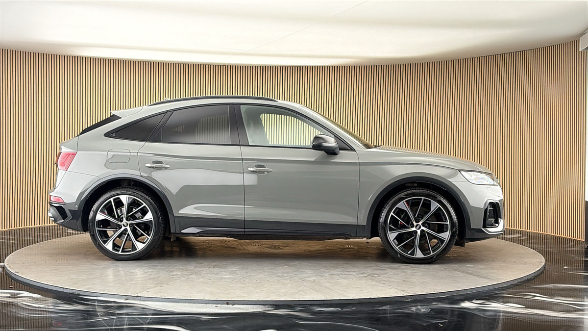 More views of Audi SQ5