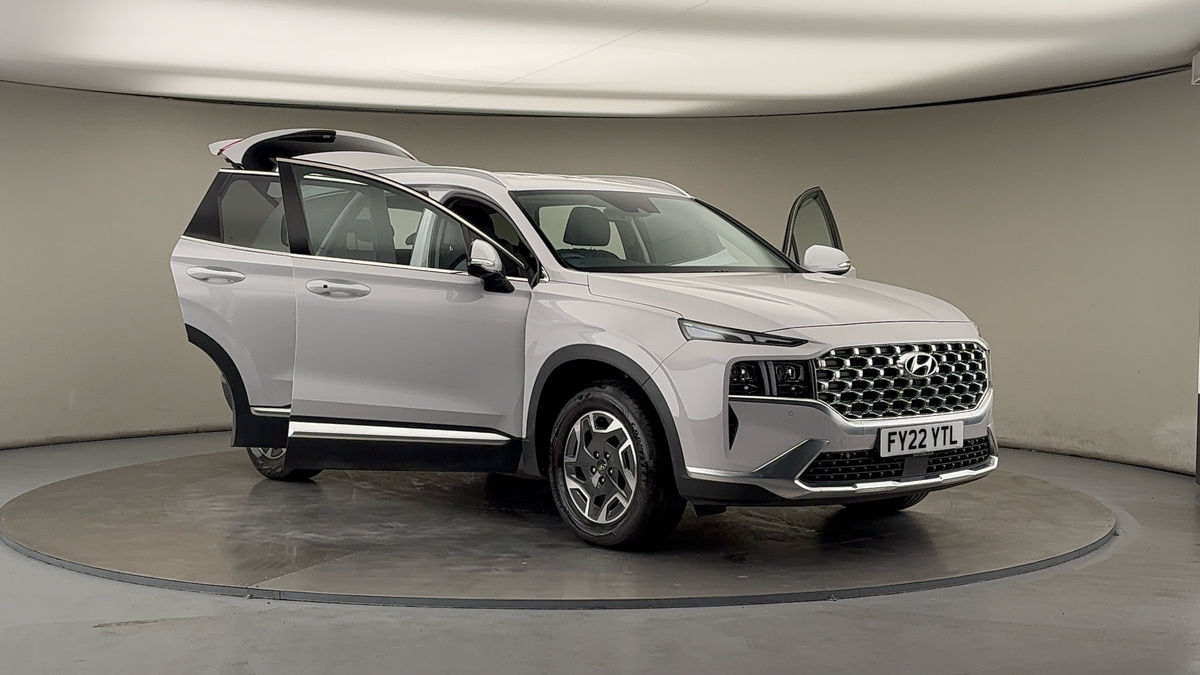 More views of Hyundai Santa Fe