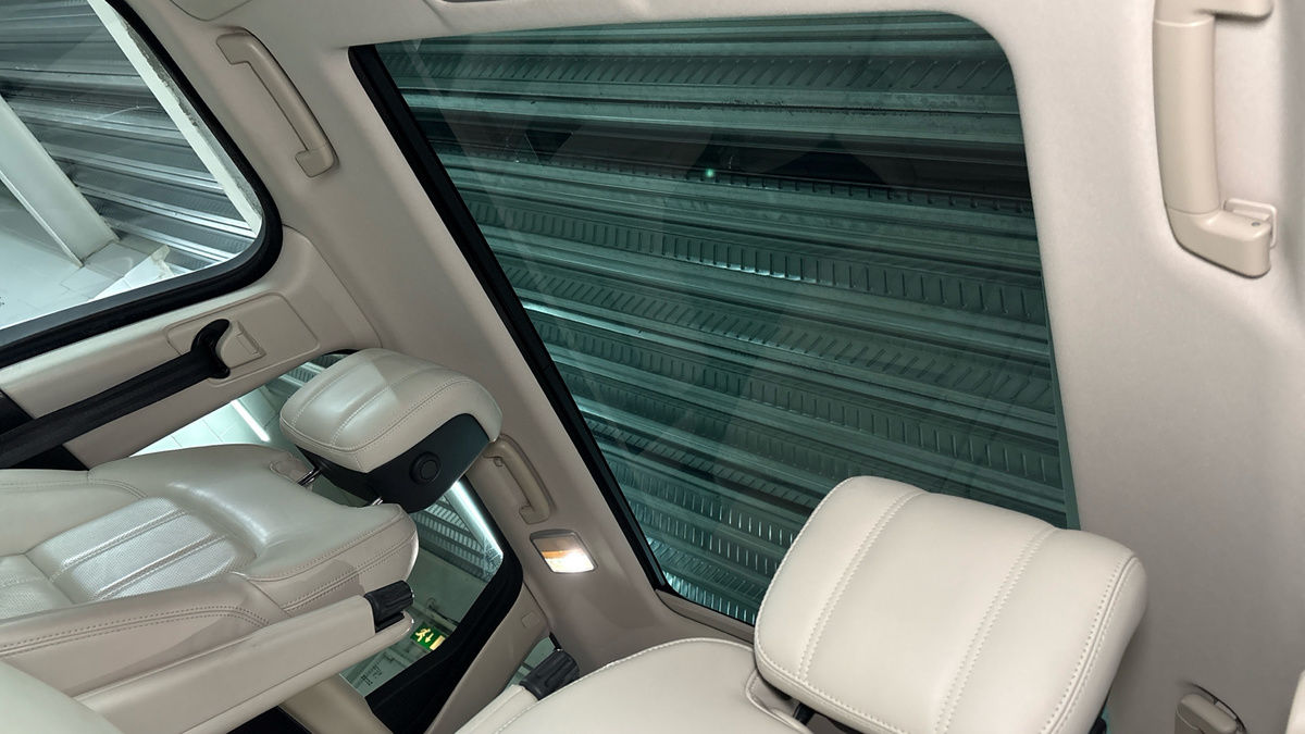 Land Rover Range Rover Sport Image 6