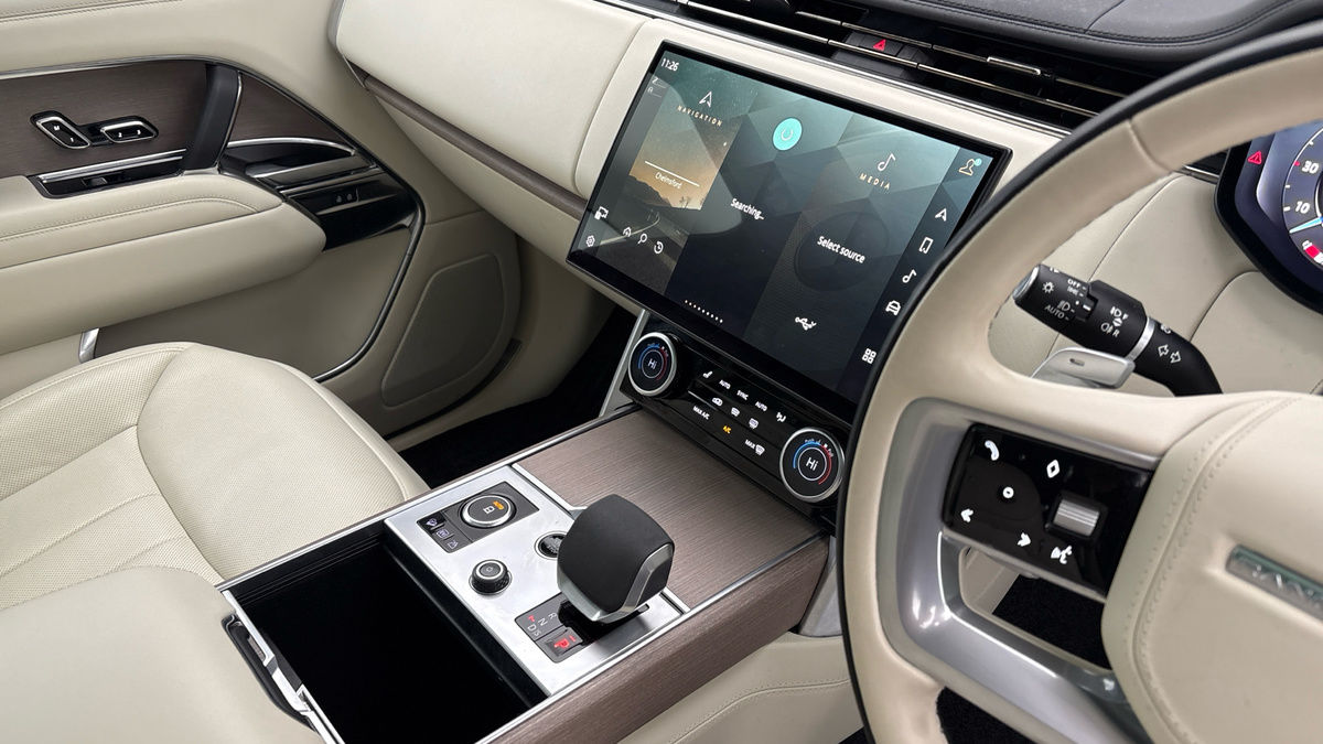 Land Rover Range Rover Image 18