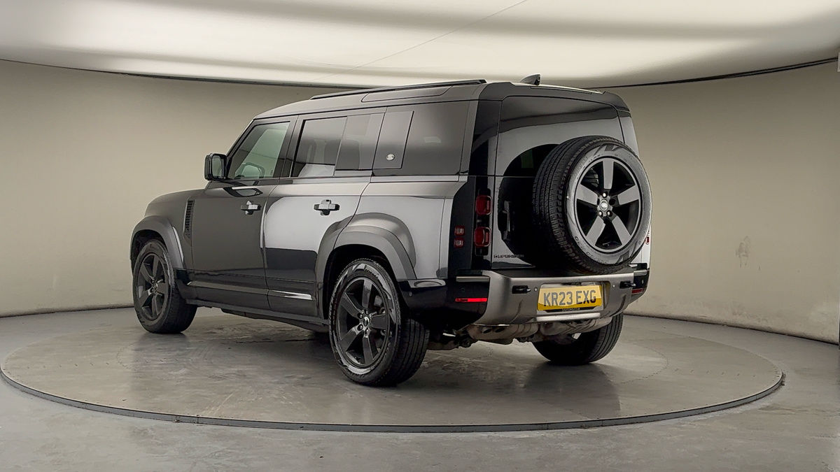 Land Rover Defender 110 Image 2