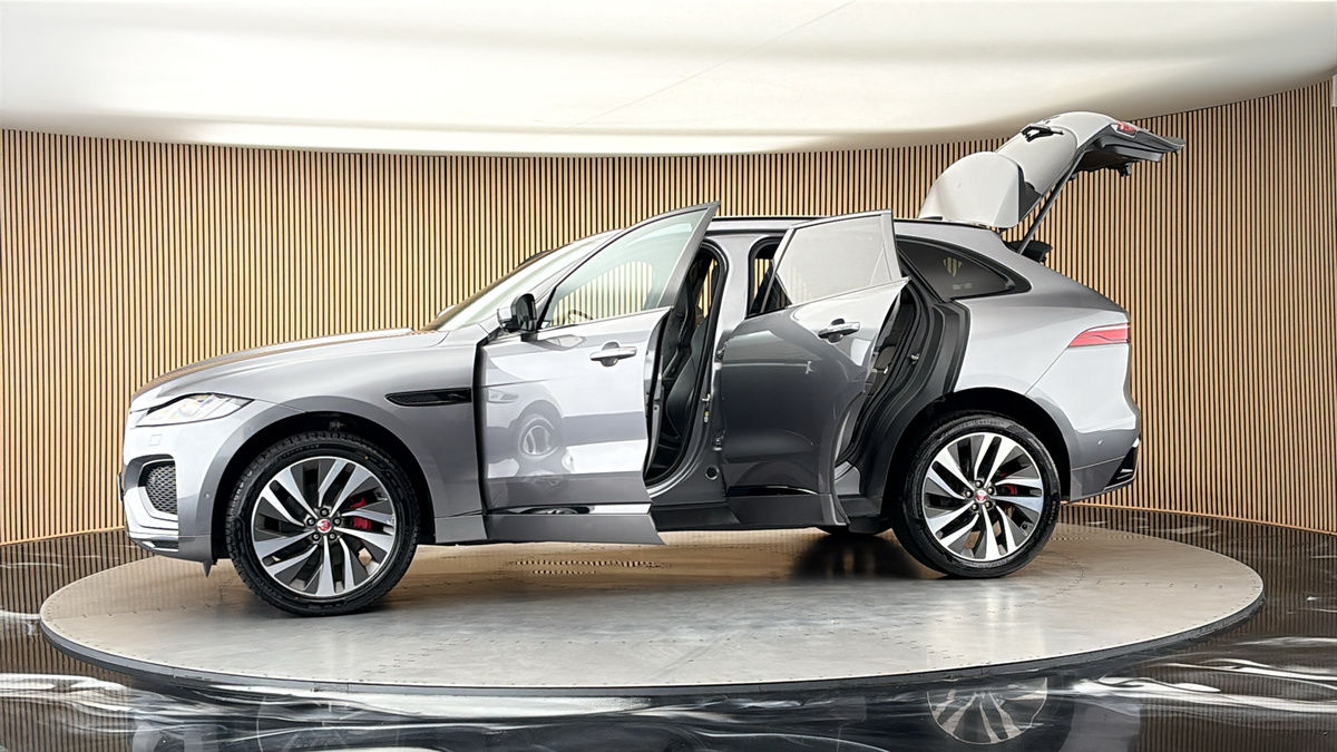 More views of Jaguar F-PACE